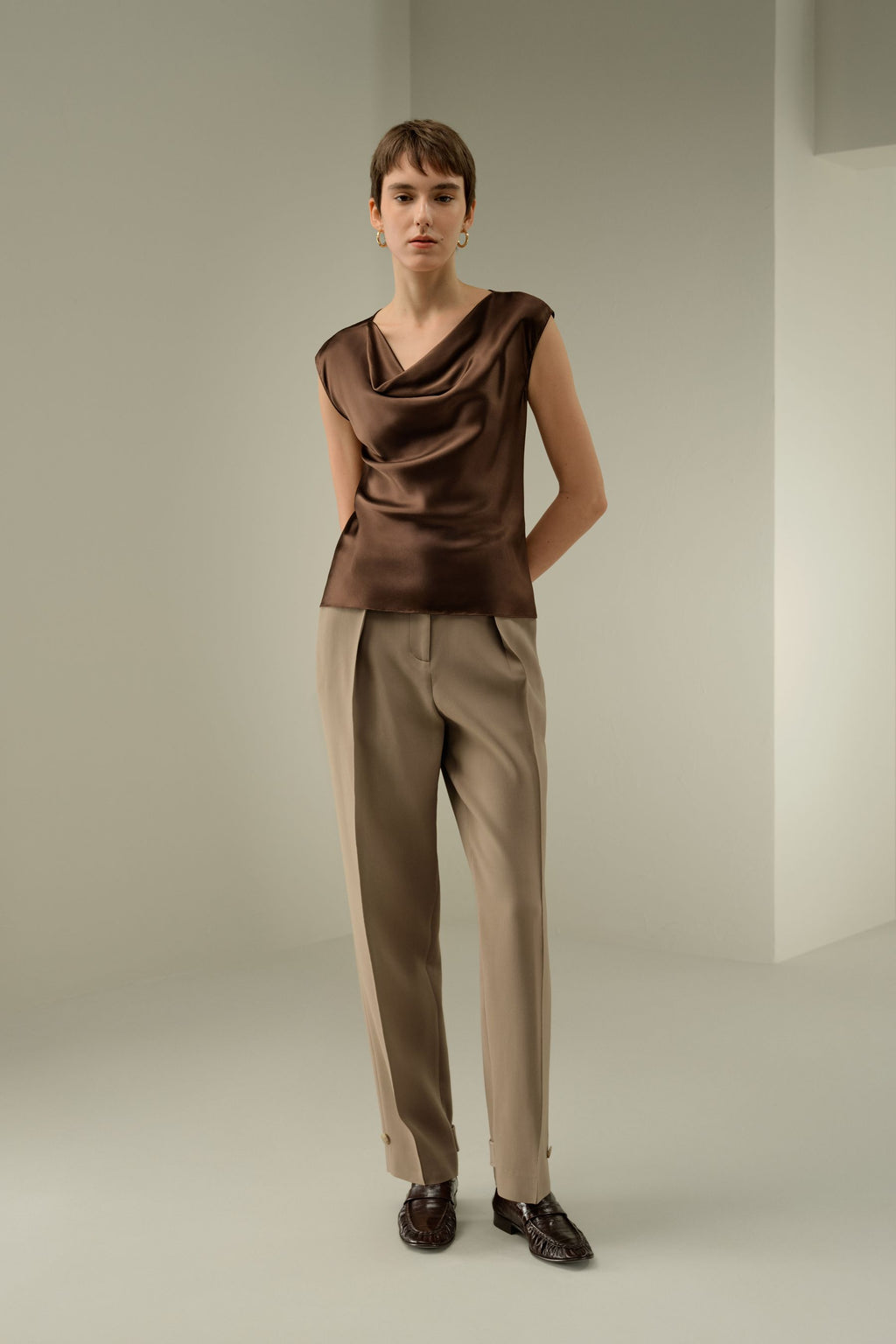 Sleeveless Cowl Neck Slim Fit Tişört