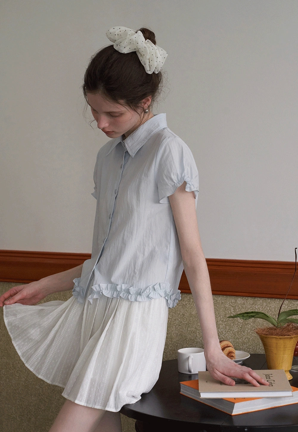 Lightweight Ruffle Trim Short Sleeve Gömlek