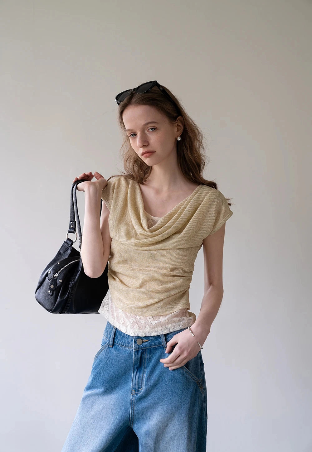 Drape Neck Knit Lace Trim Tişört