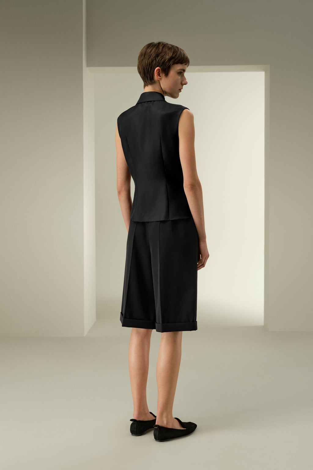 Sleeveless Full Zip Silk Tişört