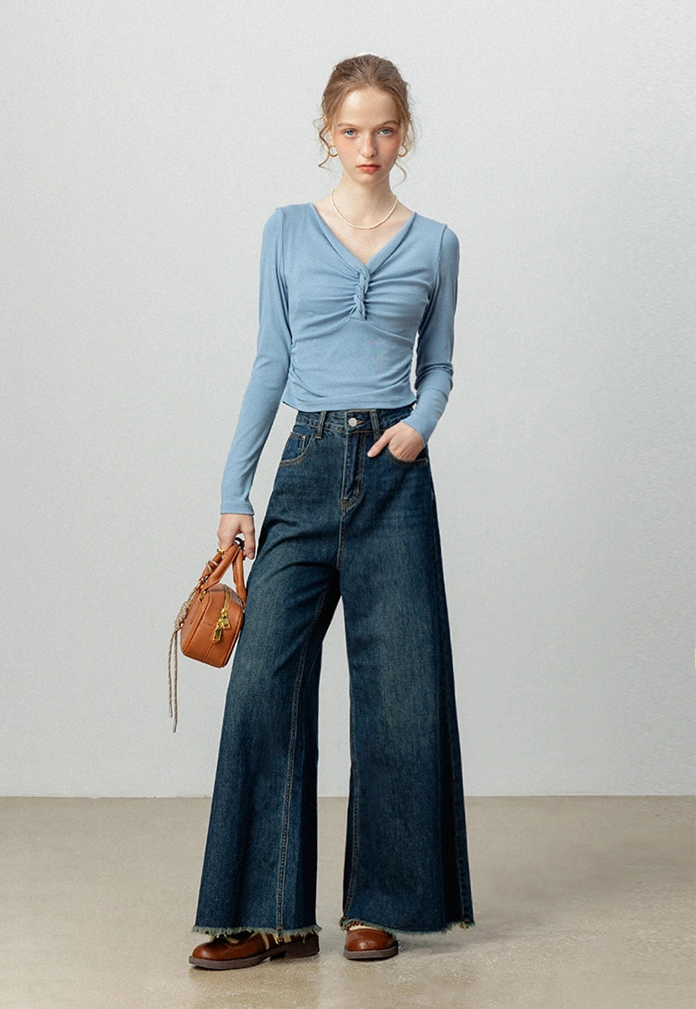 Women's Twist-Front Bluz
