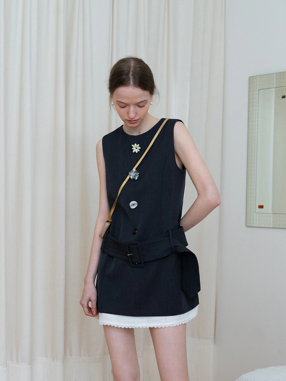 Embellished Sleeveless Belted Mini Elbise