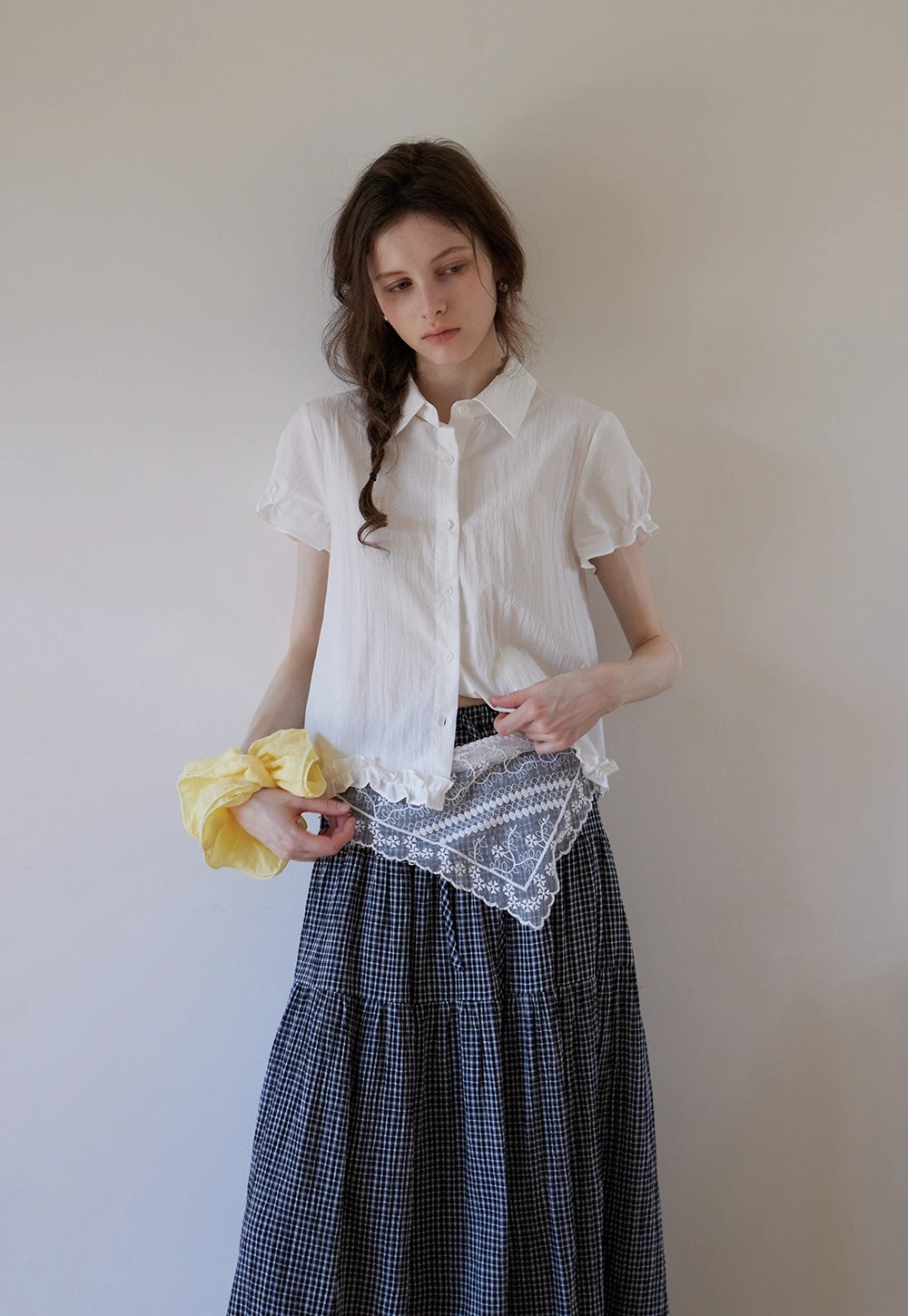 Lightweight Ruffle Trim Short Sleeve Gömlek