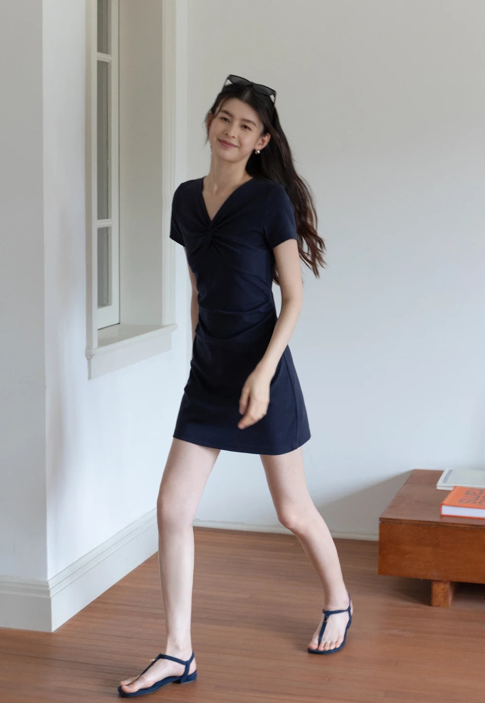 Women's Twist Front Elbise