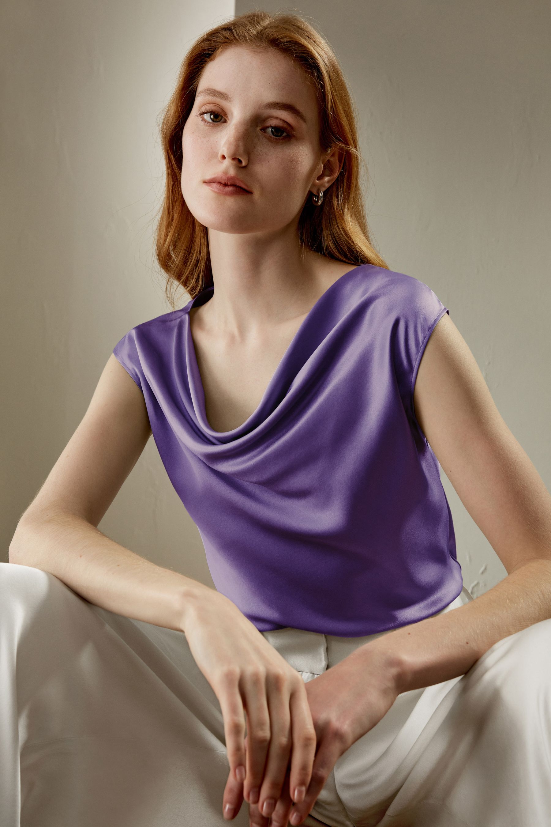 Silk Charmeuse Cowl Neck Üst