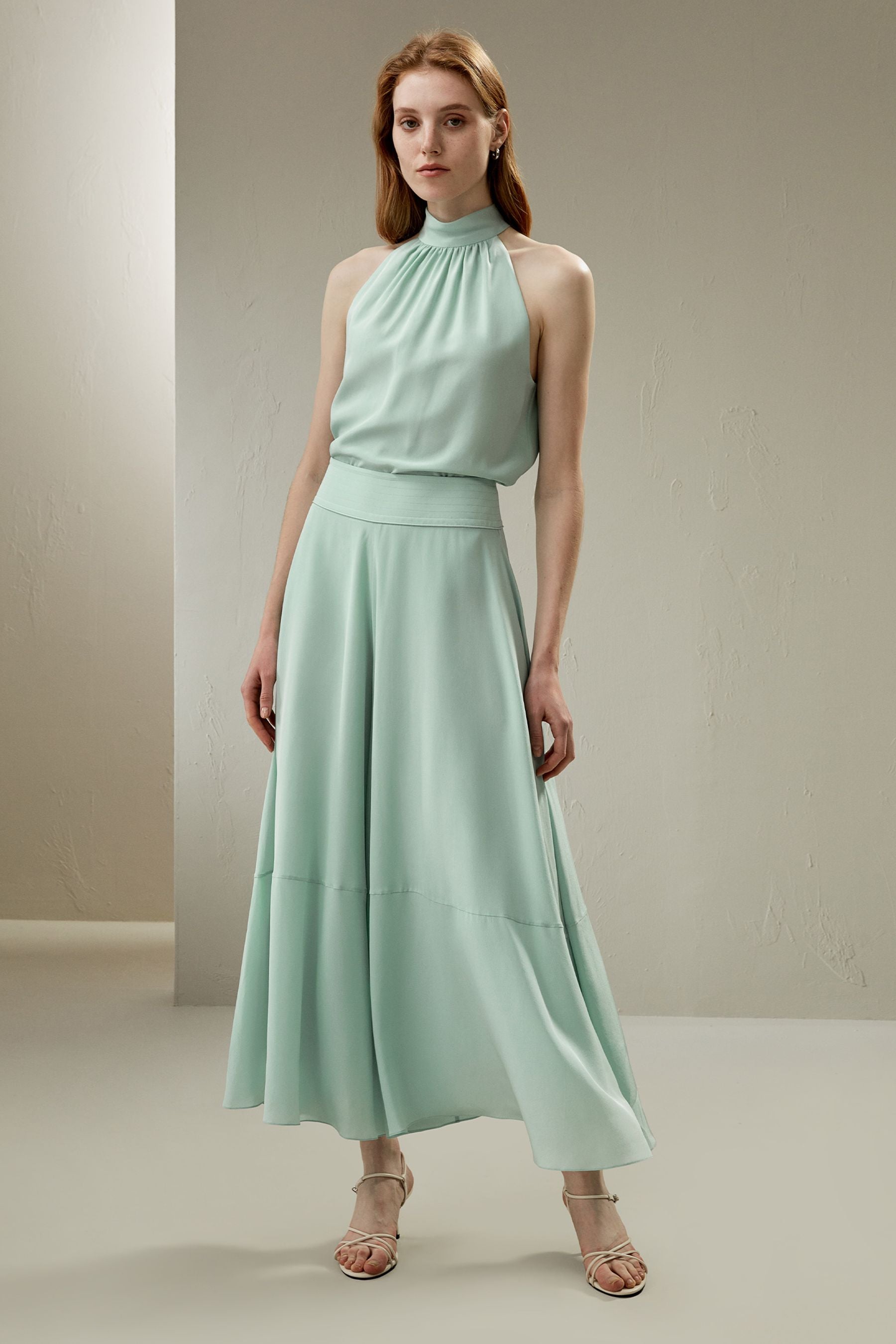 Yasmin Sleeveless Halter Üst