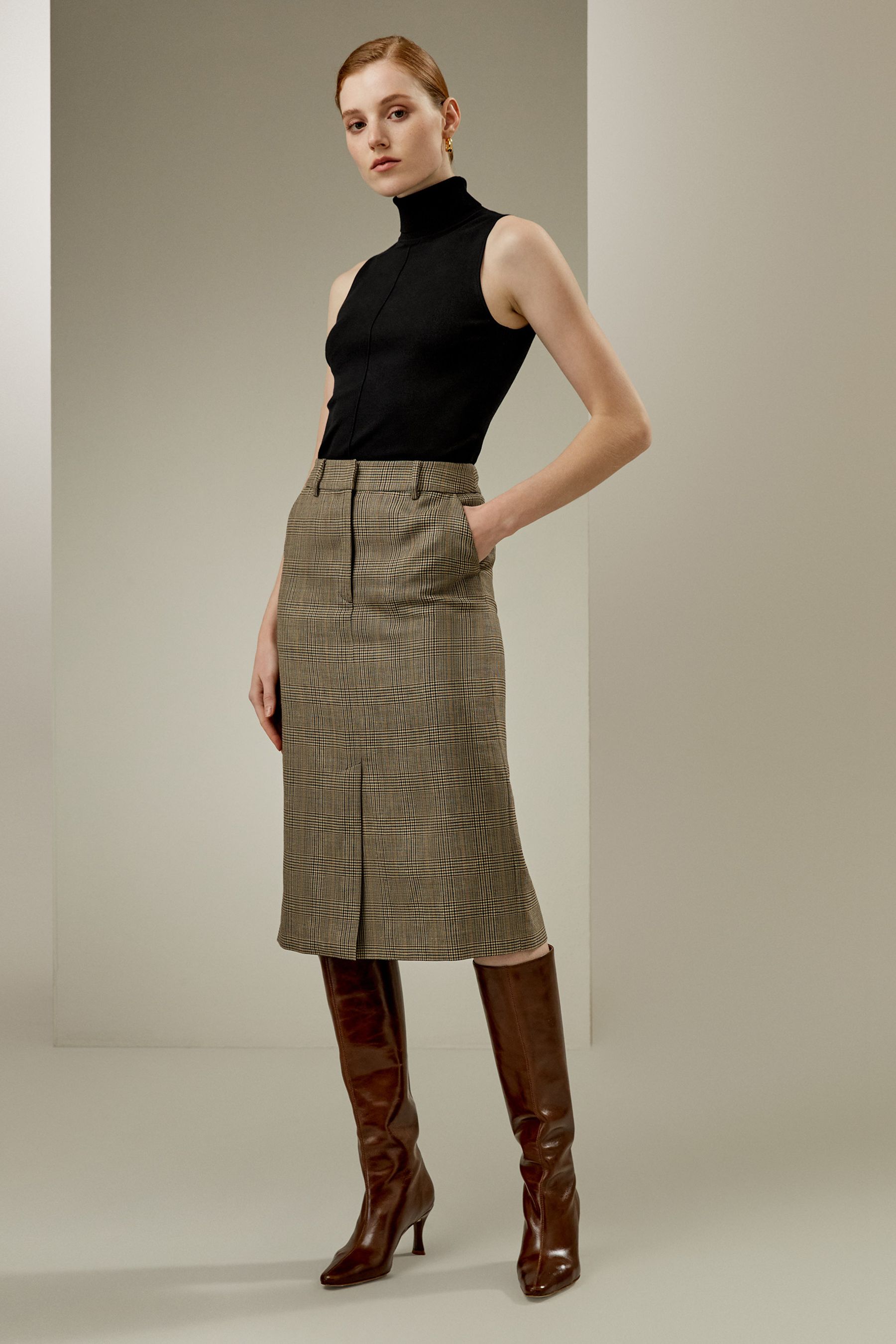 Silk Knitted Turtleneck Sleeveless Üst