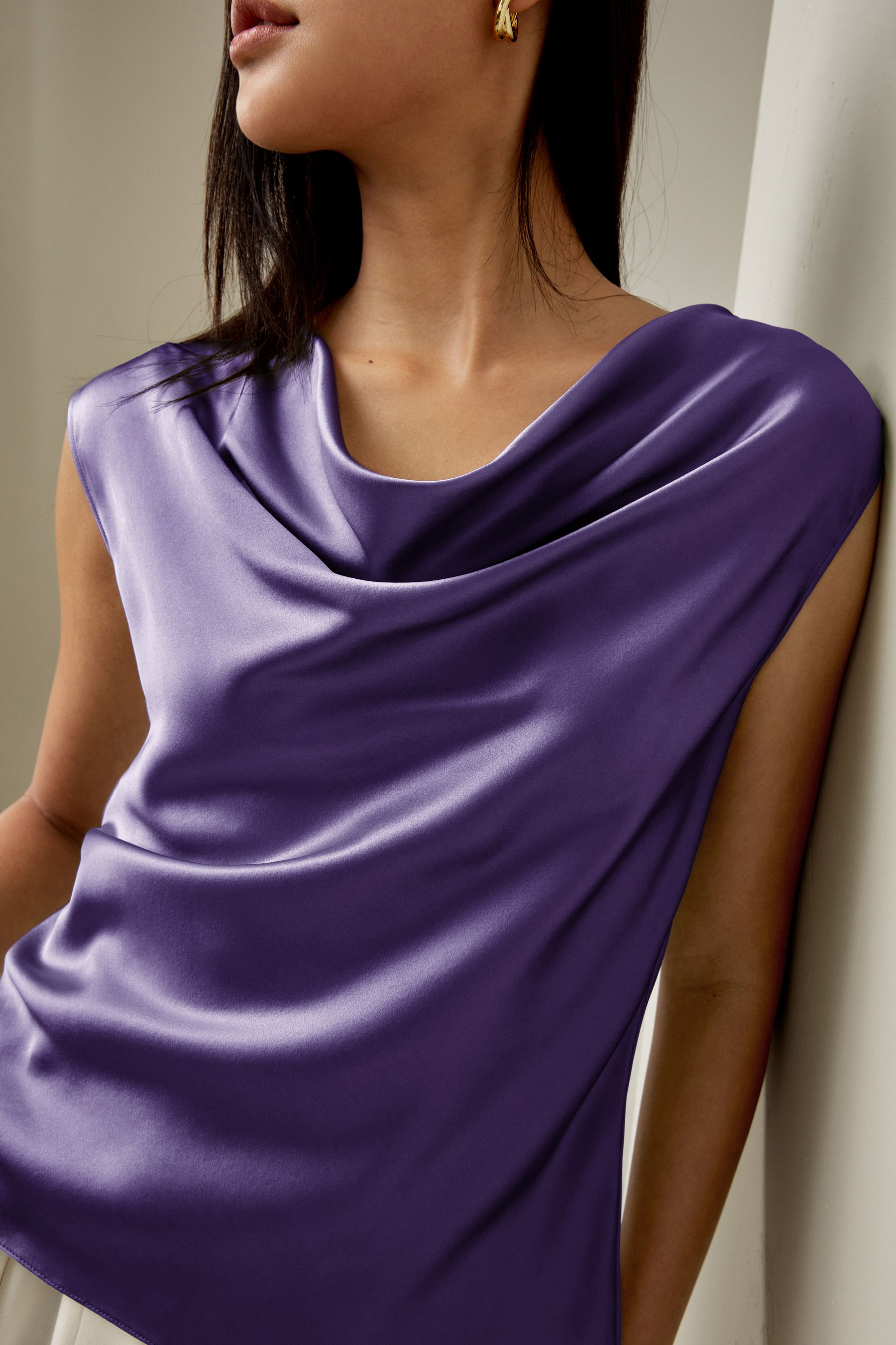 Silk Charmeuse Cowl Neck Üst