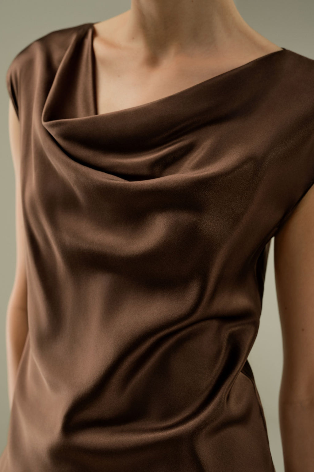 Sleeveless Cowl Neck Slim Fit Tişört
