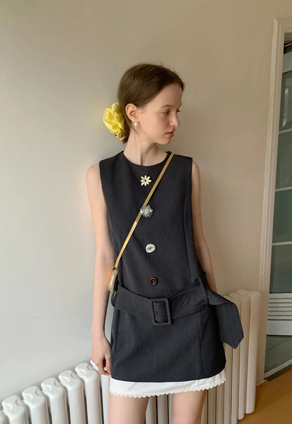 Embellished Sleeveless Belted Mini Elbise